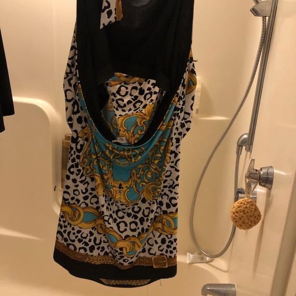 Halter top - Picture 3 of 3